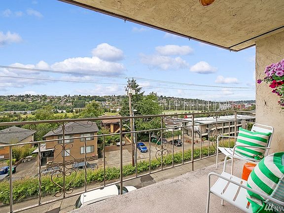 3rd image of 2625 13th Ave W APT 204