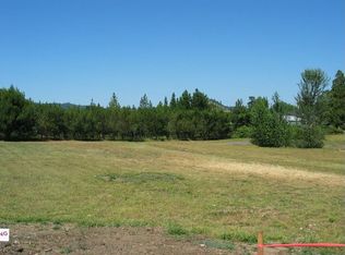 295 Rio Verde Ln, Roseburg, OR 97470