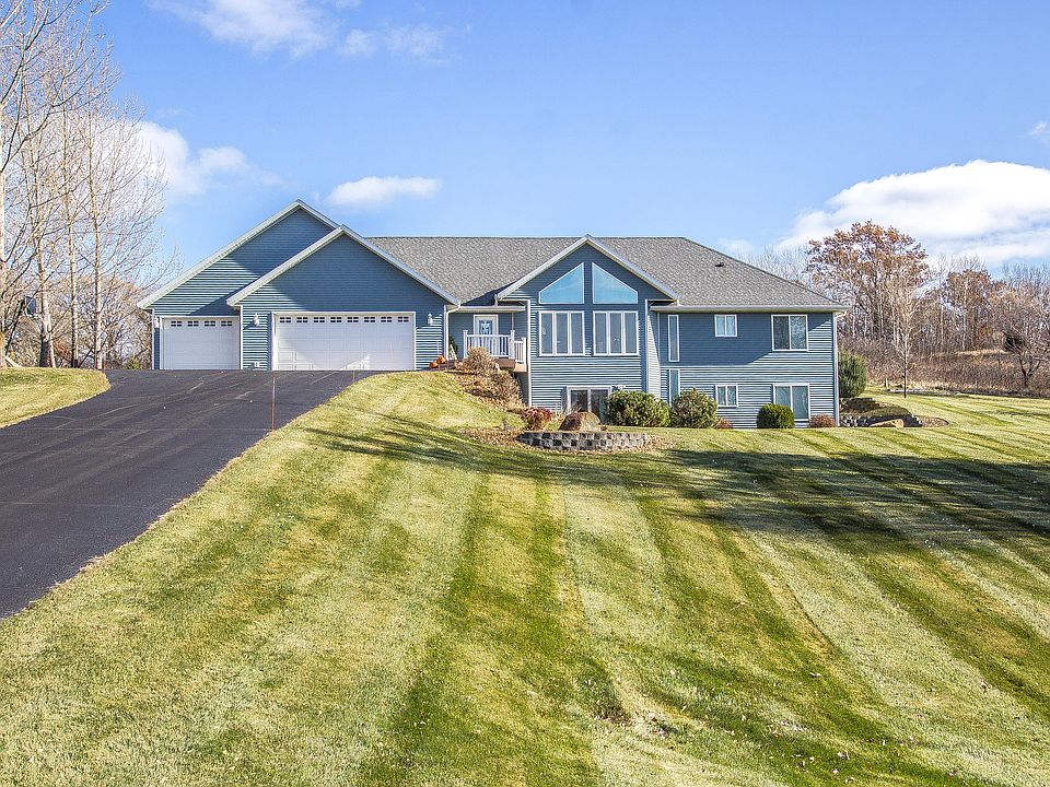 1st image of 3223 Crimson Dr NW