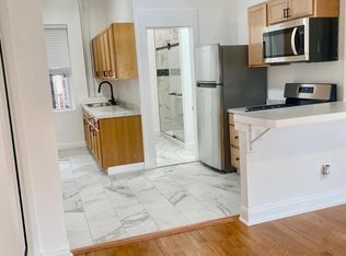 865 Hollins St #2F, Baltimore, MD 21201