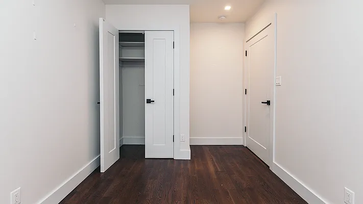 Rented by Nooklyn NYC LLC | media 11