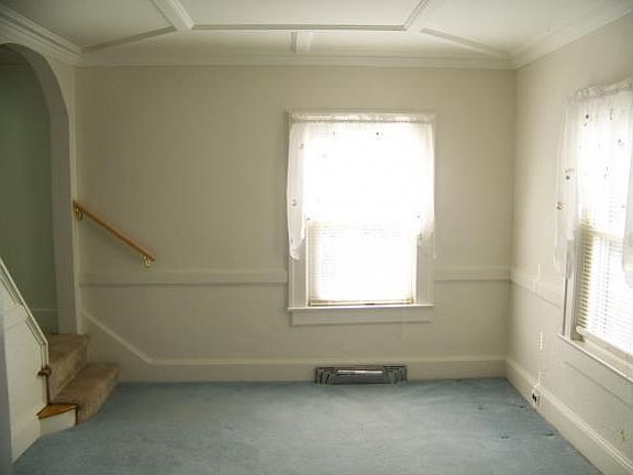 4th image of 3511 Florence St