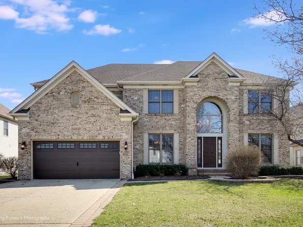 24833 W Winterberry Ln, Plainfield, IL 60585