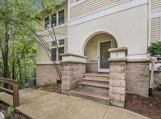 18400 Dunecrest Dr #A, New Buffalo, MI 49117