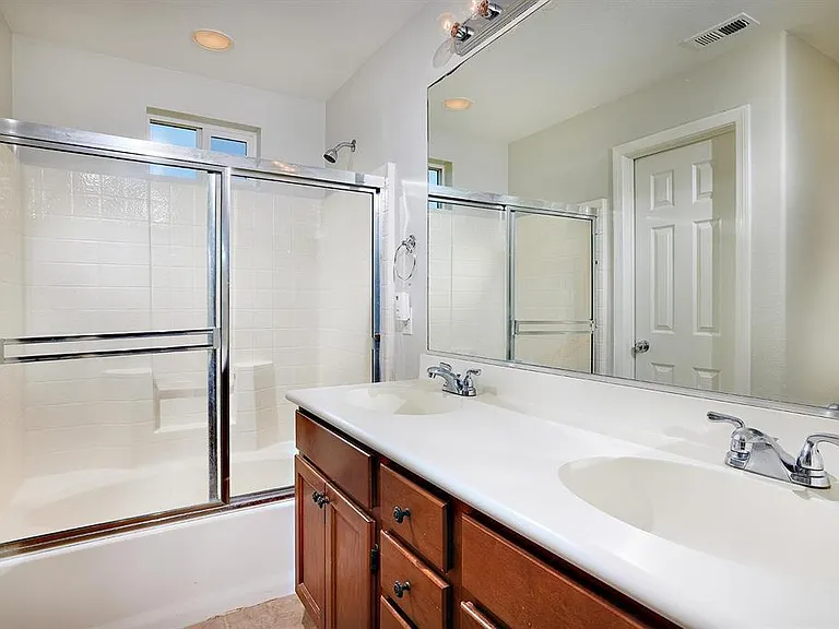 823 Ballow Way #823 — Photo 7