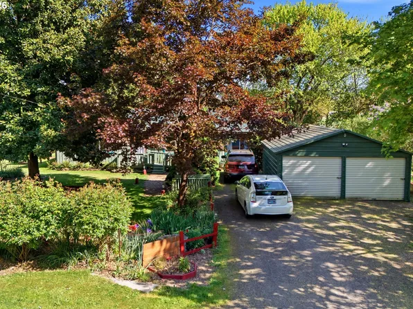 25100 SW Rainbow Ln, Hillsboro, OR 97123