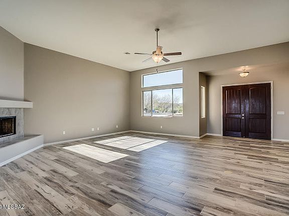 3rd image of 6040 N Placita Tiburon