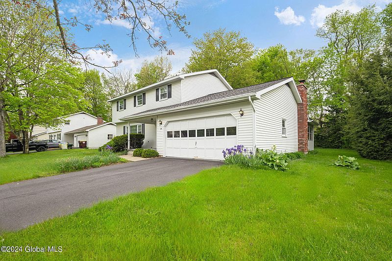 3rd image of 24 Velina Drive