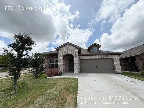 8301 Twisted Pine Way Photo 1