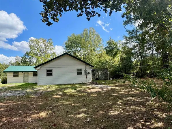 5411 Old Warren Rd, Pine Bluff, AR 71603