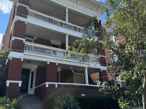 4124 Warwick Blvd APT 2, Kansas City, MO 64111