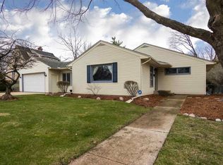 2610 Barrington Pl, Rockford, IL 61107