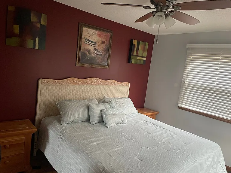 1074 Chapman Lake Dr — Photo 21
