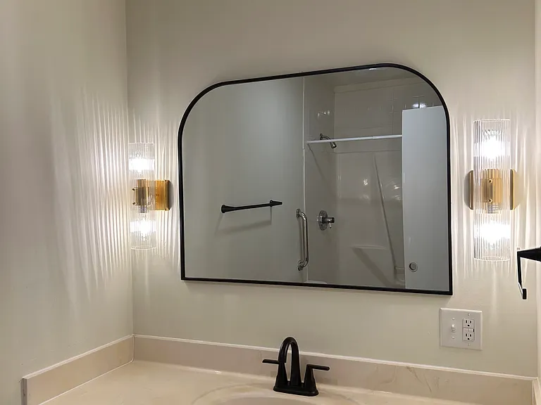 large main bathroom. New bathroom mirror, lights, faucet