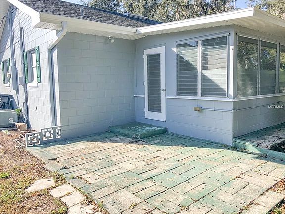 3rd image of 639 Lantern Ln