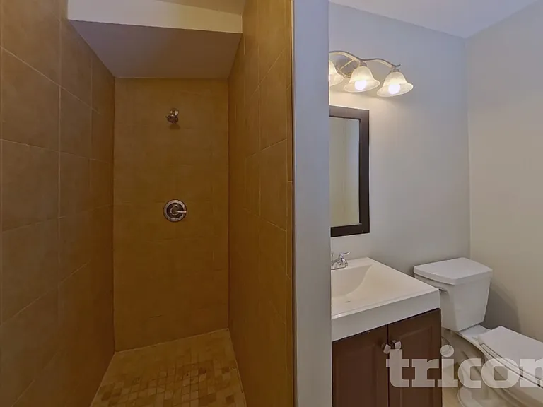 4313 W Bay Ave — Photo 9
