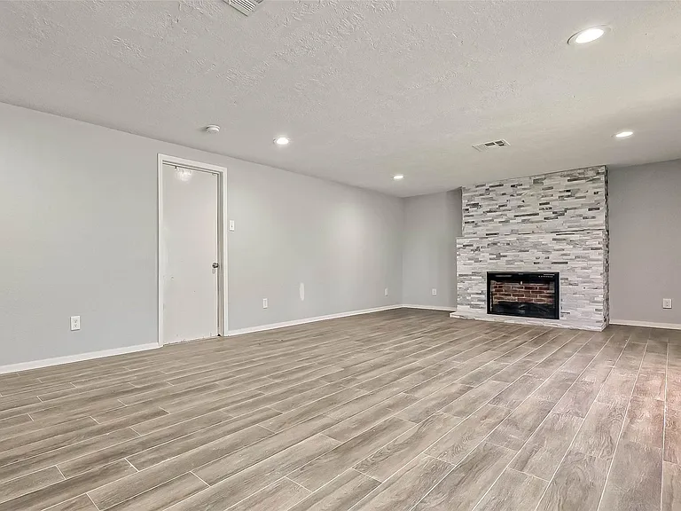 4418 Knotty Oaks Trl — Photo 15