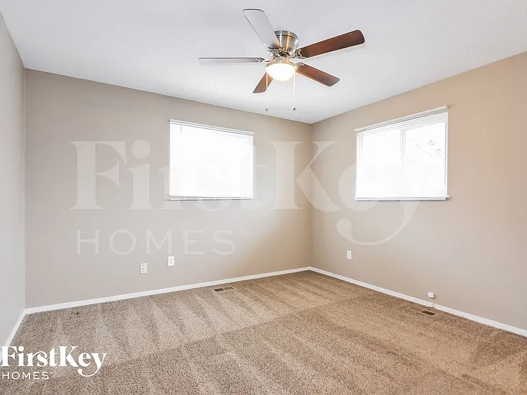 1 Berry Ct — Photo 10