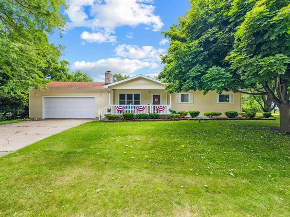 2016 S Mackenzie Ln, Mount Pleasant, MI 48858