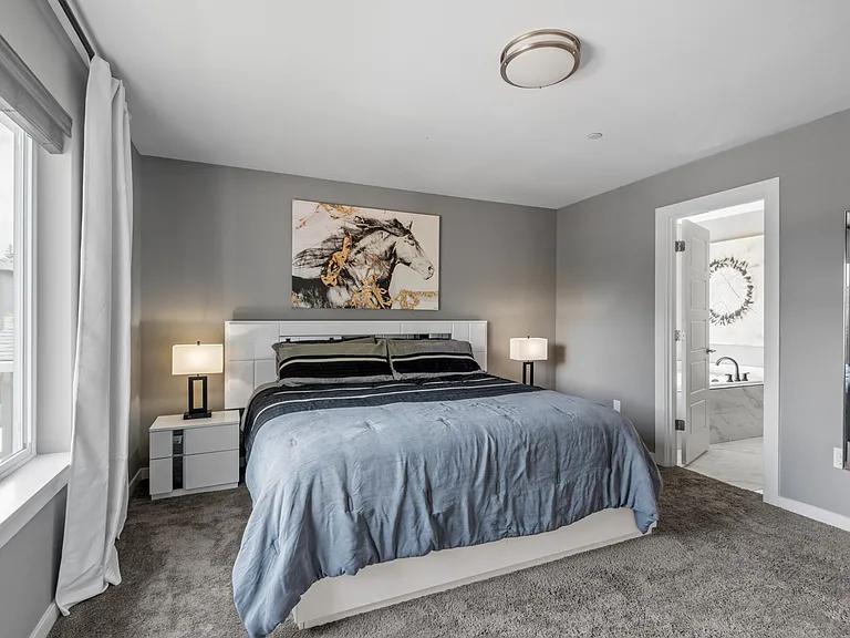 9704 SW 173rd Ave — Photo 7