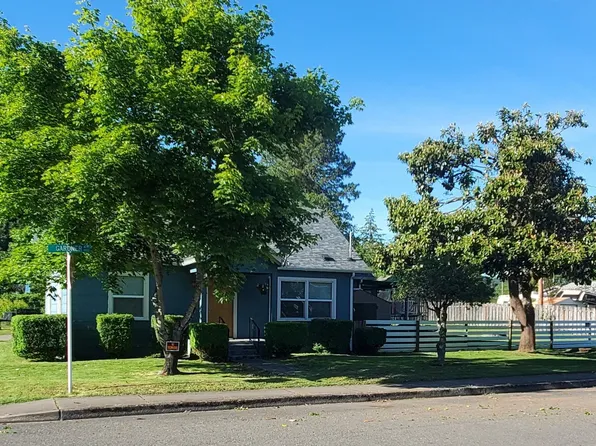 452 Gardner Ave, Drain, OR 97435