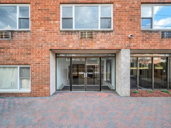 101 Lincoln Avenue #1f, Mineola, NY 11501