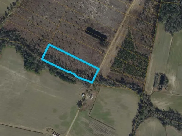 2832 Scarbrough Dr. LOT 4, Loris, SC 29569
