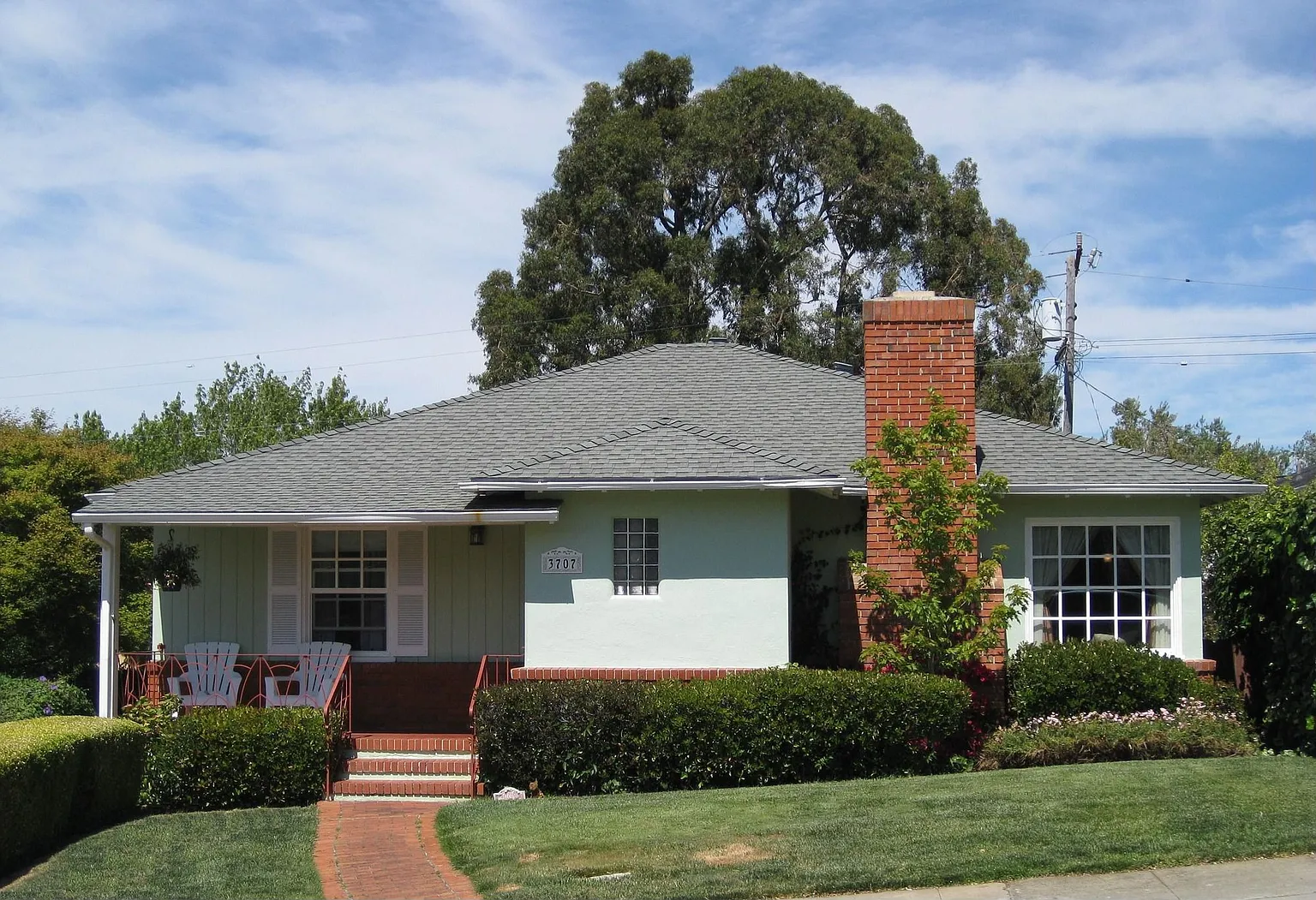 3707 Lola St photo 1