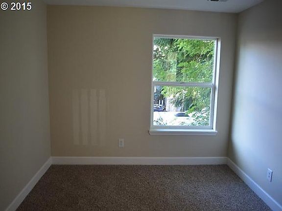 4th image of 2213 NE 110th St