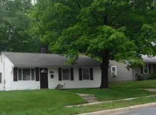 1202 Lindsay Rd, Oxon Hill, MD 20745