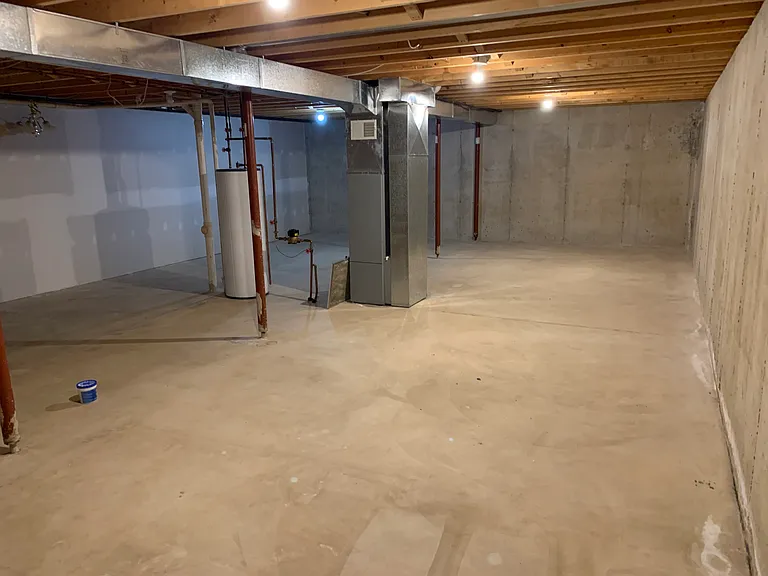 762 Hagman St — Photo 3