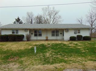 710 E Arch St, Jerseyville, IL 62052