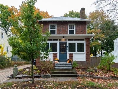 48 Grandview Ave, Watertown, MA, 02472