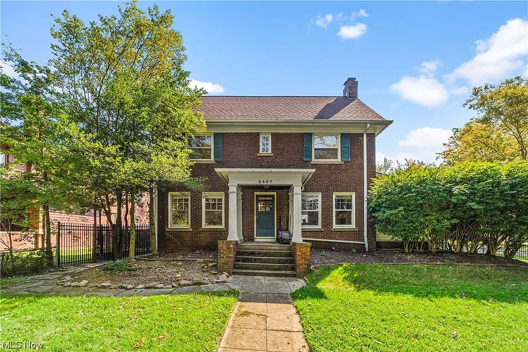 2407 Coventry Rd photo 1