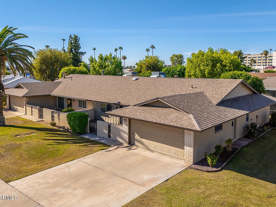 1st image of 10111 W CANDLEWOOD Drive