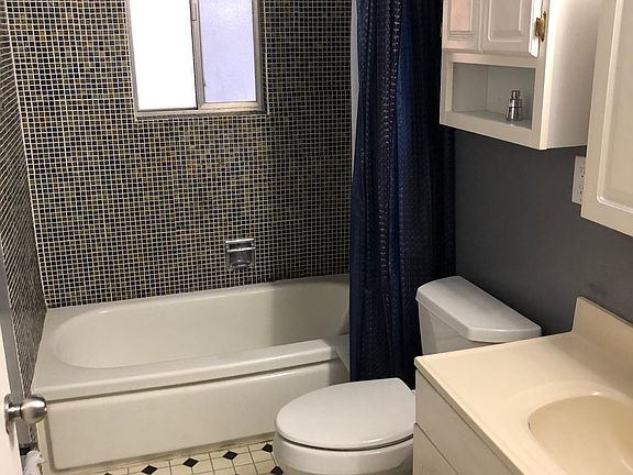 4th image of 4100 Baptist Ct