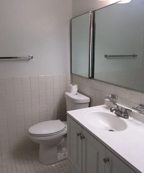 4250 N Marine Dr #329 — Photo 9