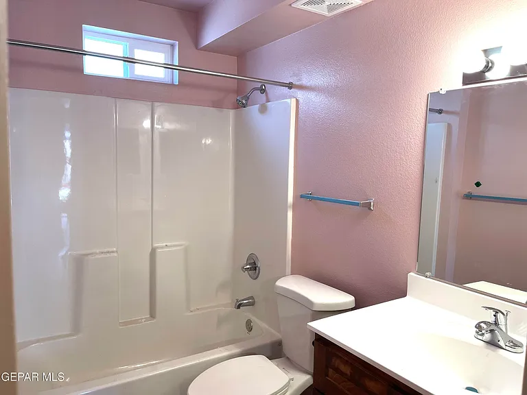 445 Gallagher St — Photo 10