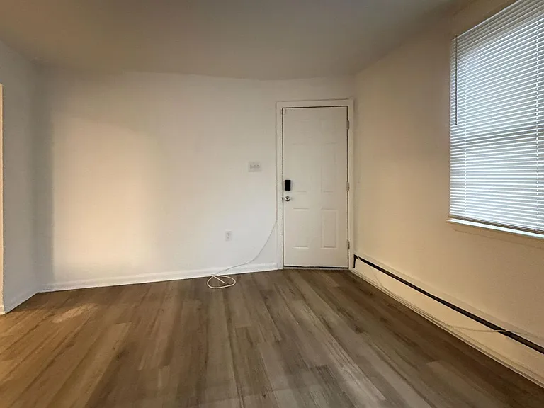 7339 Claridge Street — Photo 5