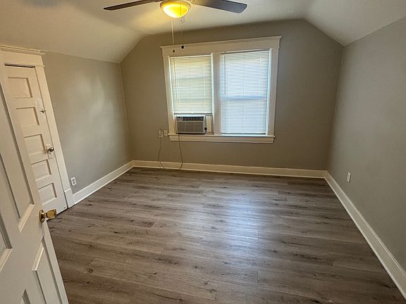 5th image of 4046 Taylor Blvd #2