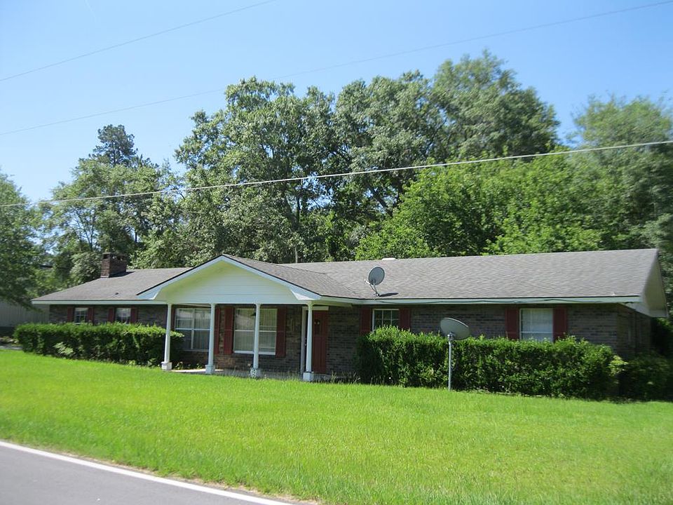 1st image of 202 Greenwood Dr