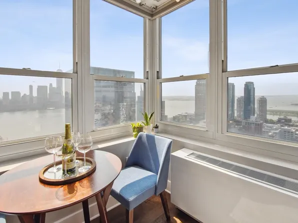 88 Morgan St APT 4208, Jersey City, NJ 07302