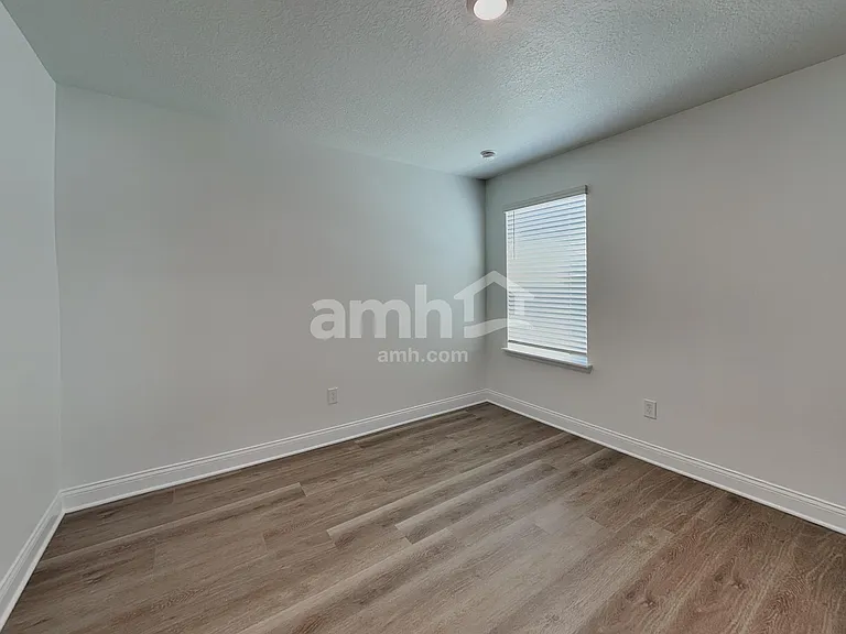 16373 Aubergine Aly — Photo 22