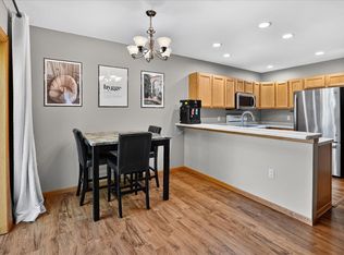 118 Elliott Ln, Oregon, WI 53575