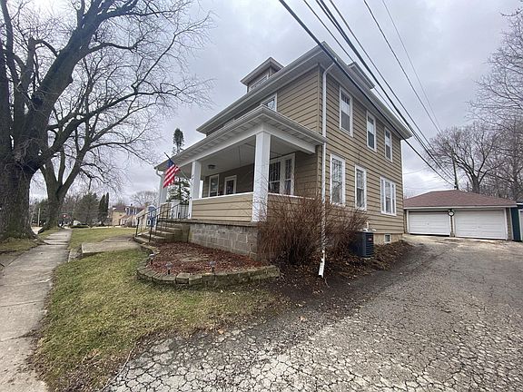 4th image of 110 S Douglas St