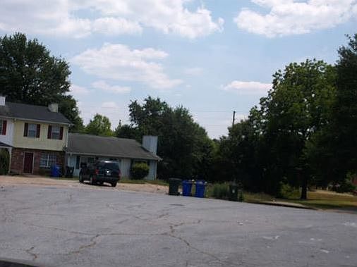2nd image of 1761 Fox Chase Ct SE