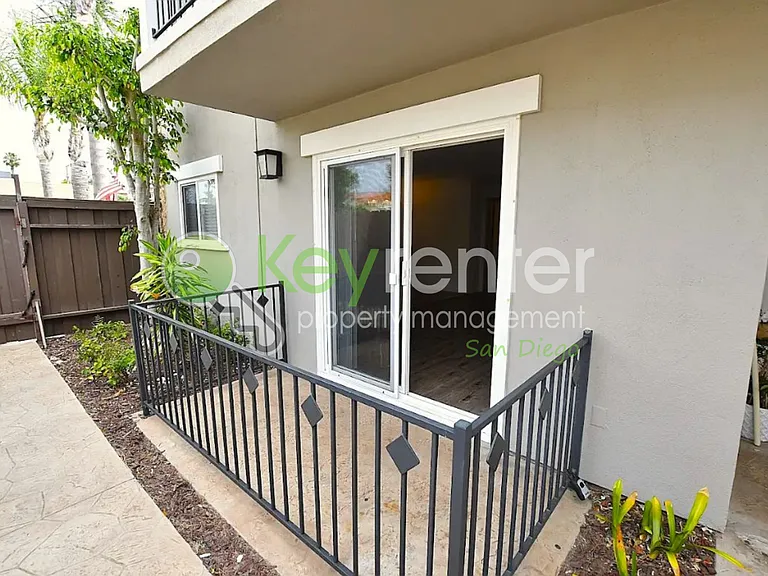 911 Missouri St #1 — Photo 4