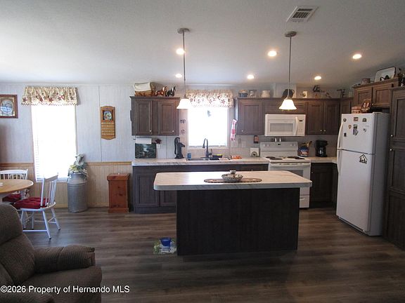 4th image of 8447 Moonlight Ave #3