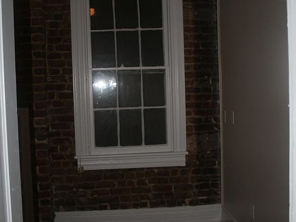 5th image of 1313 W Cary St Unit 1R