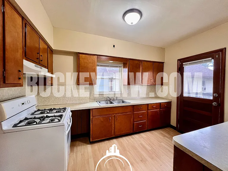 1233 Halstead St — Photo 7